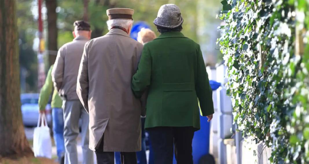 Emekliye Ocak Zam Tablosu: SSK ve Bağ-Kur Emekli Maaşı Ne Kadar Olacak? 4